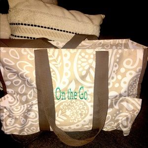 New Thirty-one Carry all
